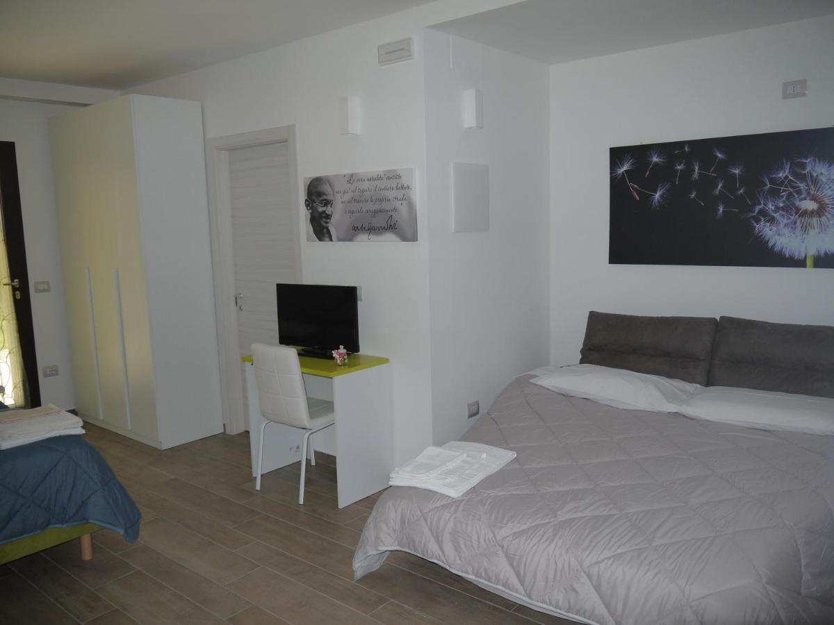 Bed and Breakfast "Cara Pace" In Collina Per Famiglie Montefiore Conca Экстерьер фото